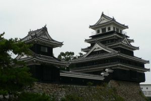 中津城：黒田官兵衛が豊臣秀吉から拝領し築城した中津城（福沢諭吉は中津藩士）