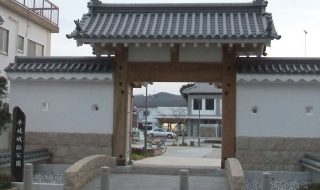 牛岐城／アクセス・場所・地図 長宗我部元親が新開実綱を謀殺して弟の親泰を配置し阿波制圧の拠点とした牛岐城 【お城特集 日本の歴史】