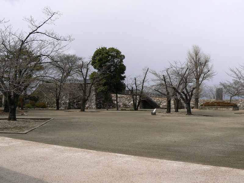 Matsushiro_castle_10-1