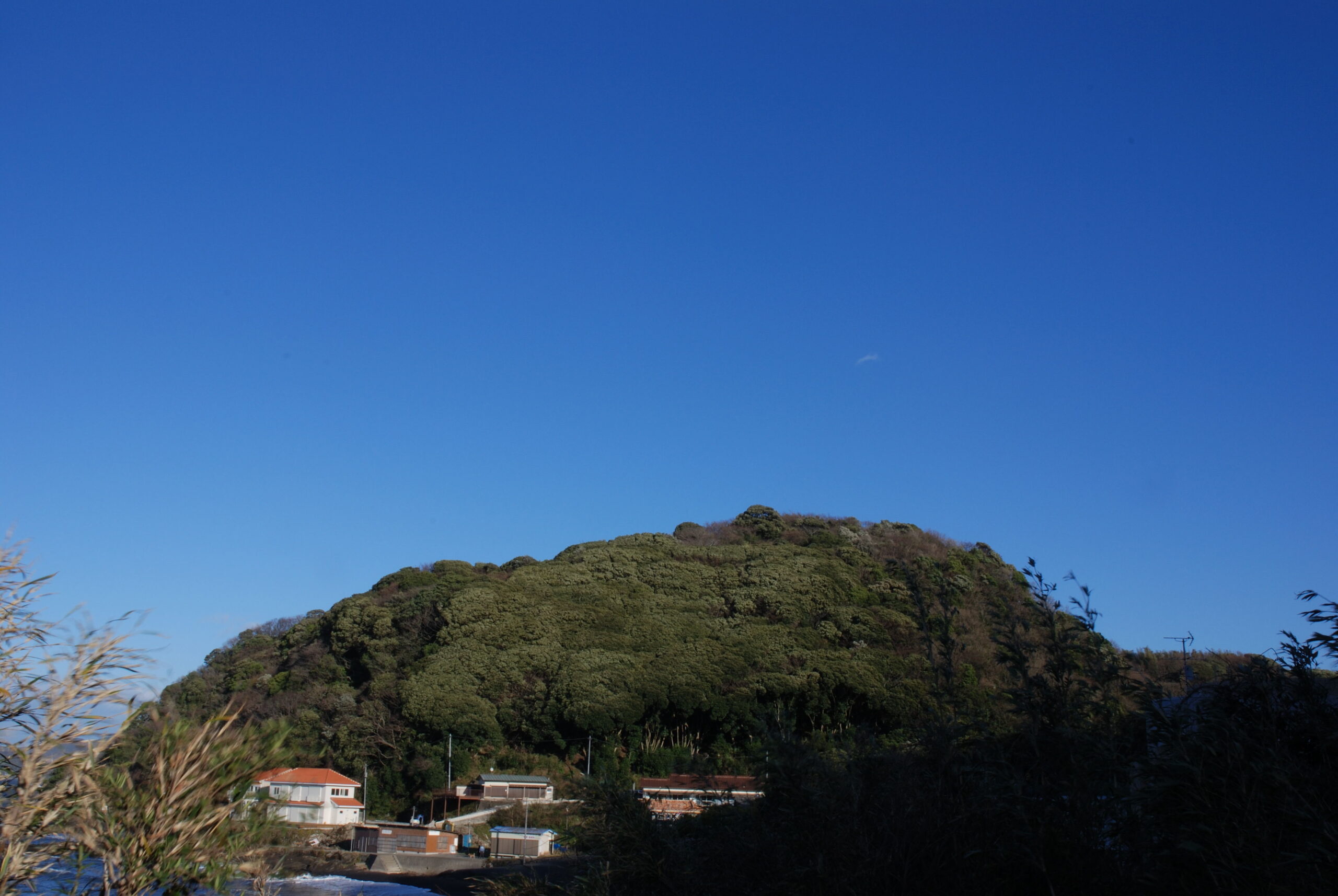 Tsukuroumi_Castle-1