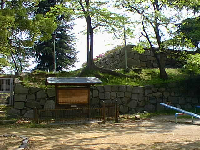 Yodo_jyou_tensyuaku_ato_1-1