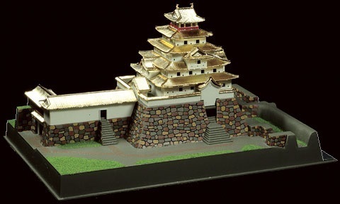 鶴ヶ城 会津若松城（1/460）日本の名城プラモデル 屋根ゴールドメッキ豪華版