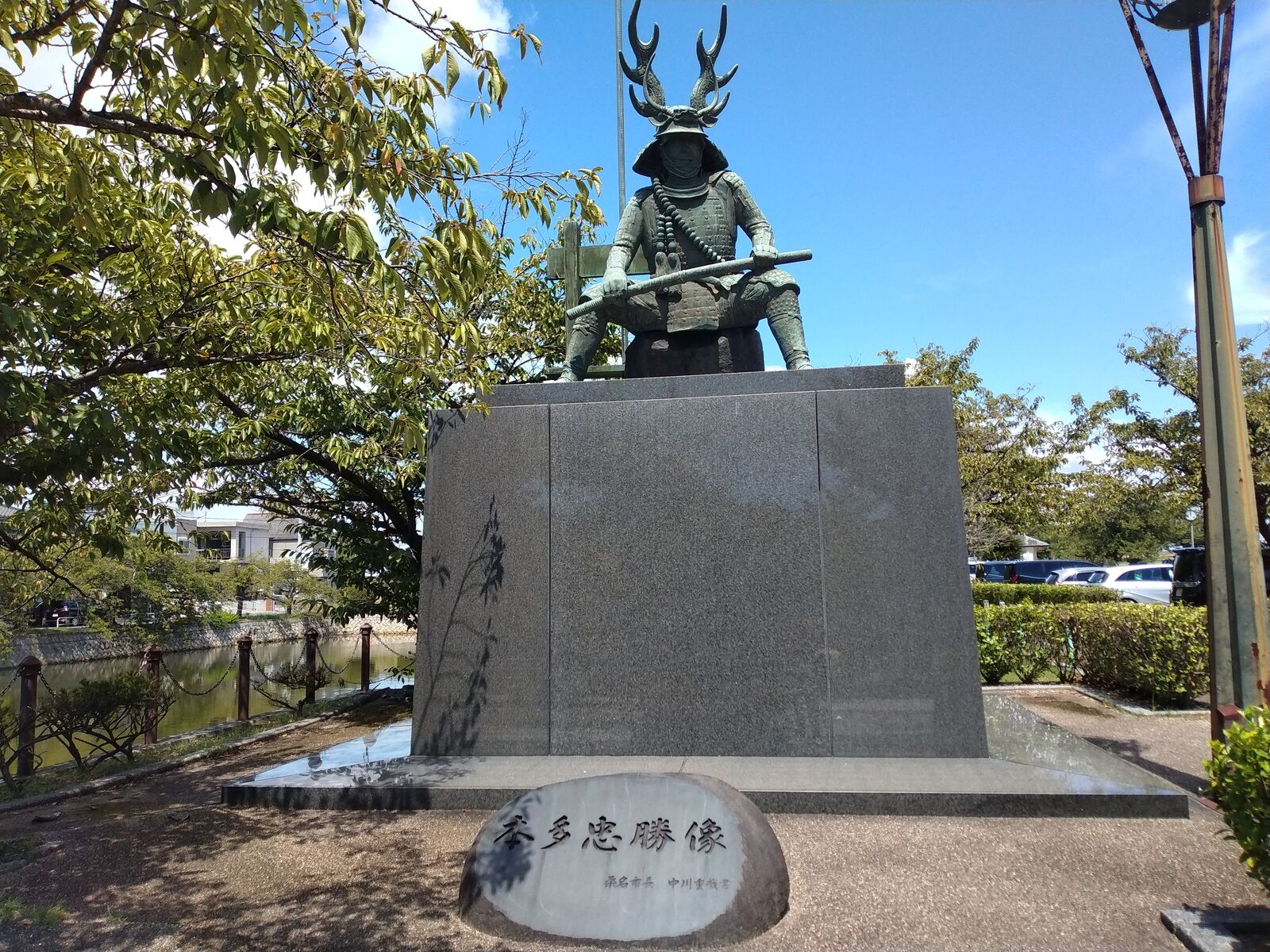 桑名城 本多忠勝公の像