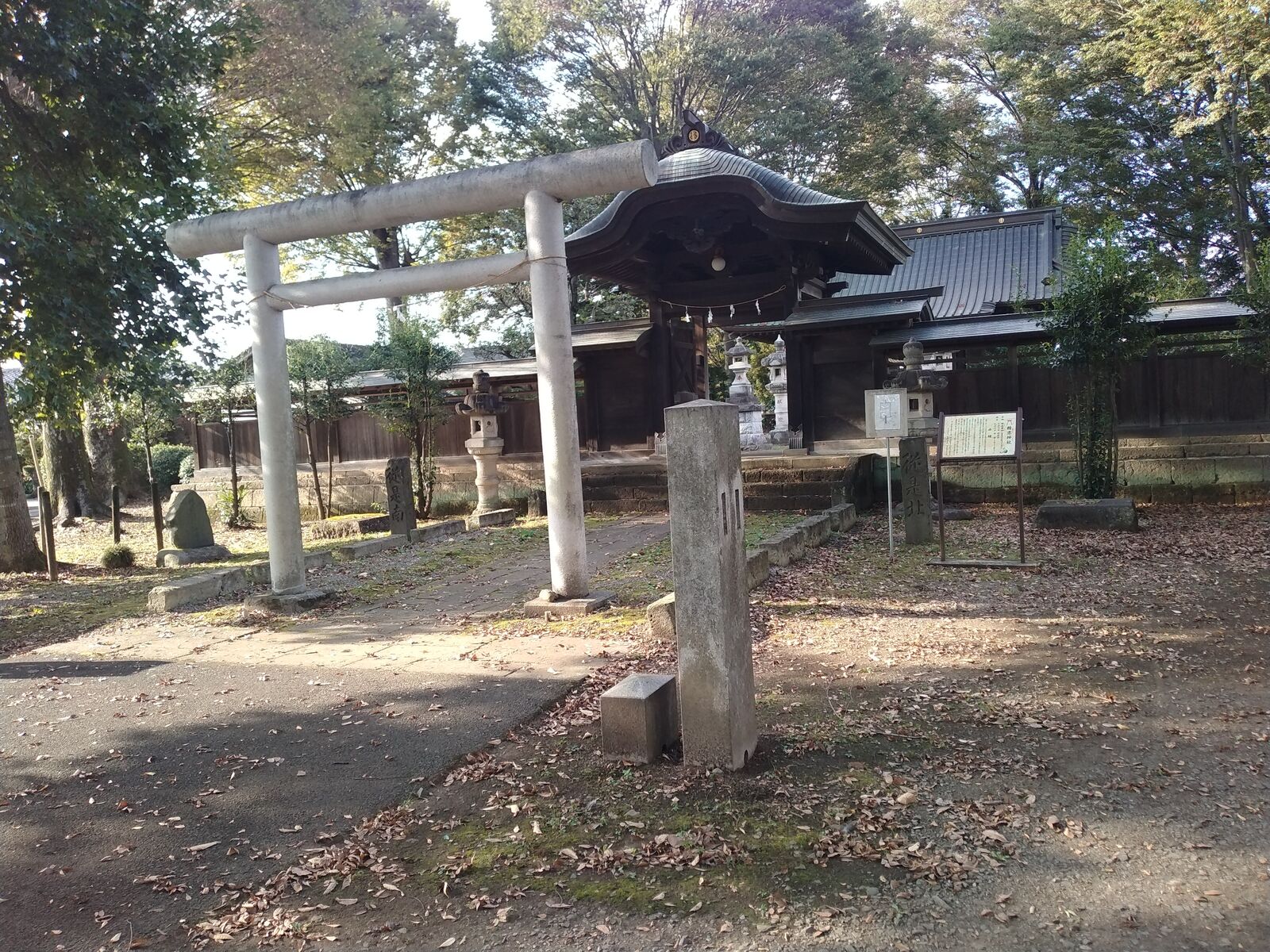 精忠神社