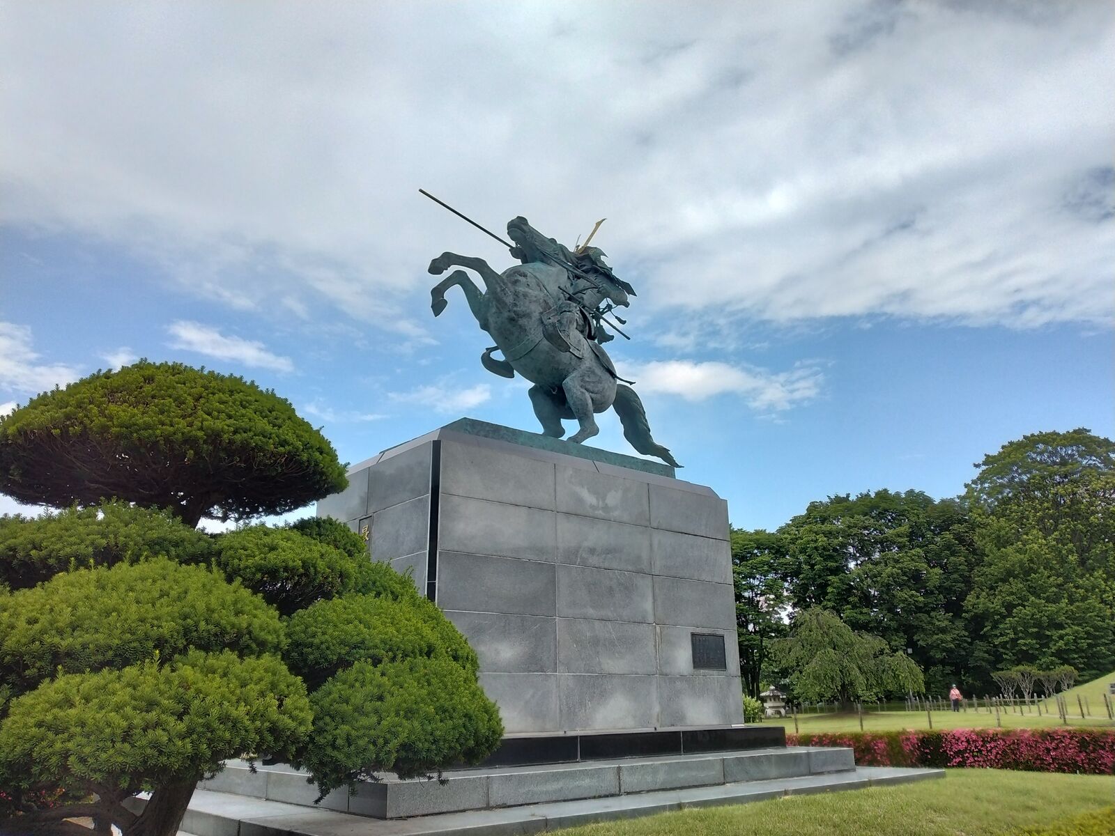 最上義光公勇戦の像
