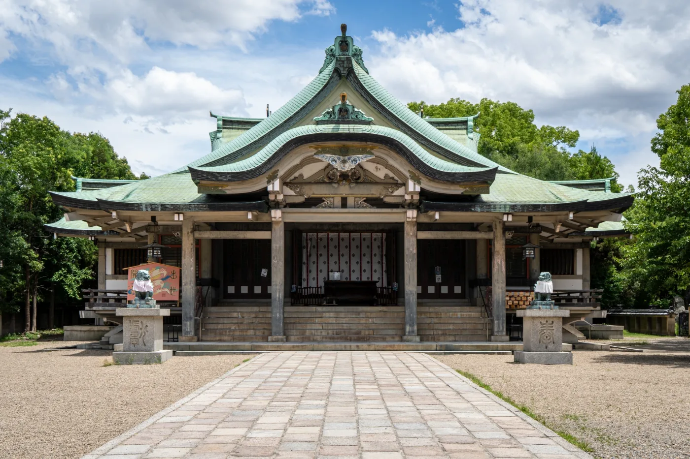 大阪城公園の豊國神社の社殿