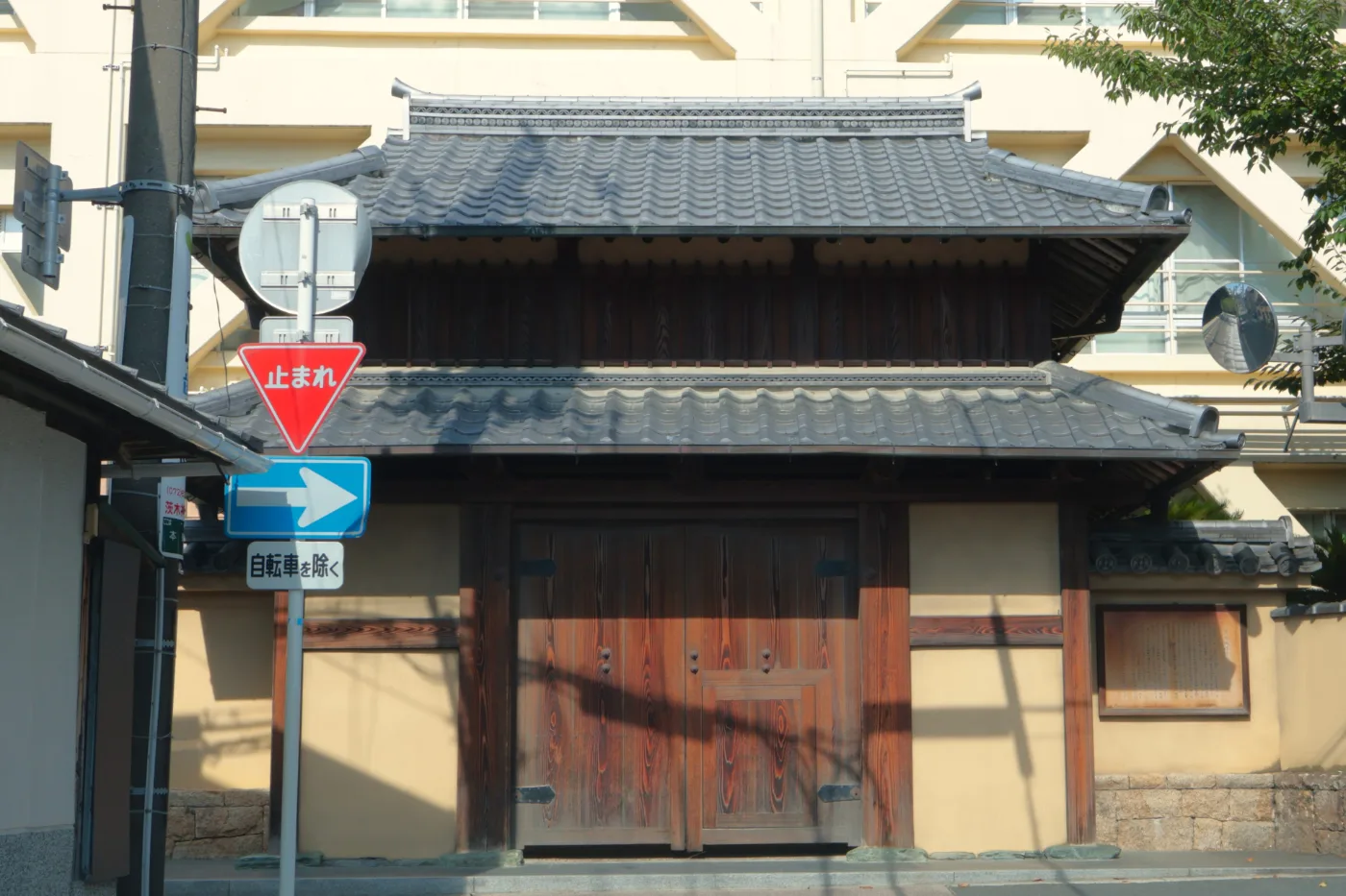 茨木城の復元櫓門